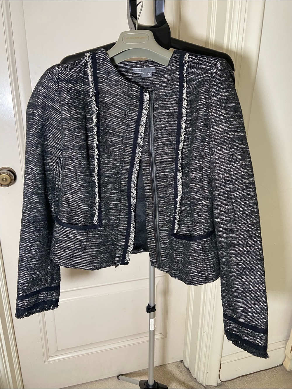 EUC Vince Leather trim Black Tweed Fringe end Jacket size 4